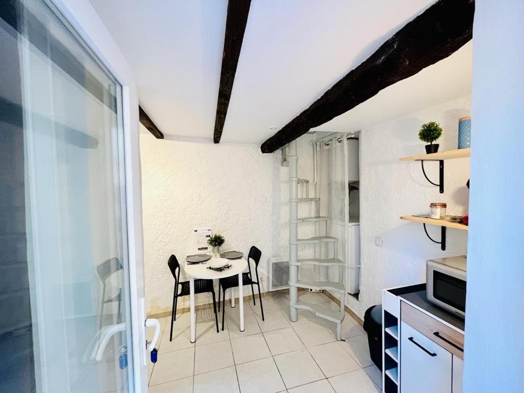 Studio En Duplex La Roquebrussanne Экстерьер фото