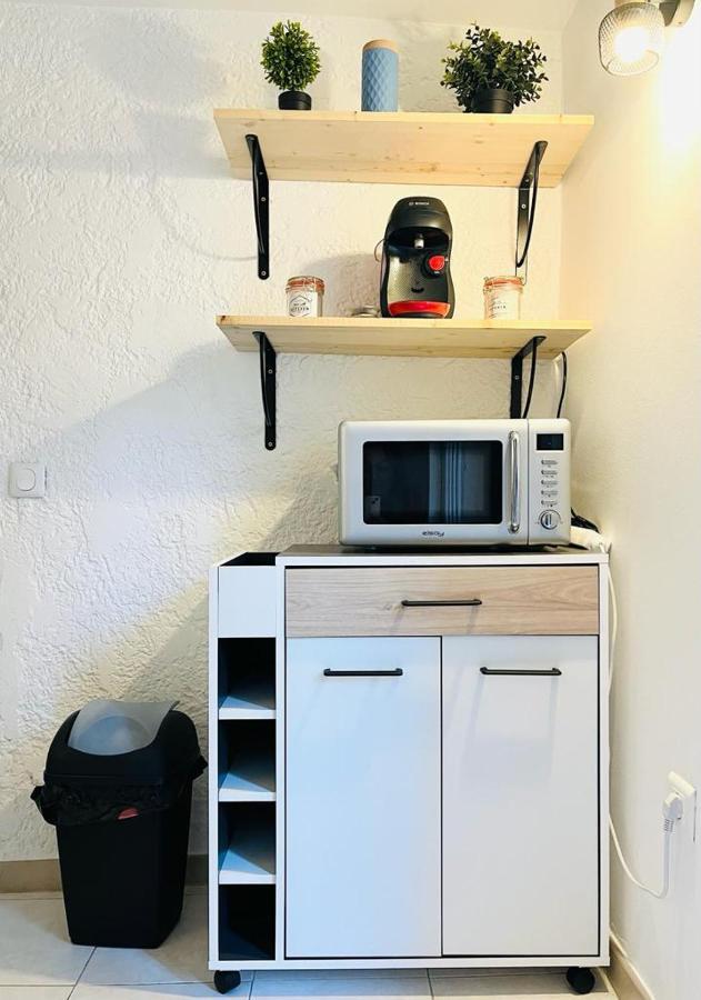 Studio En Duplex La Roquebrussanne Экстерьер фото