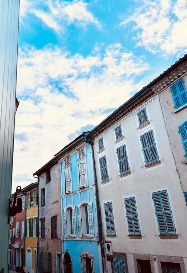 Studio En Duplex La Roquebrussanne Экстерьер фото
