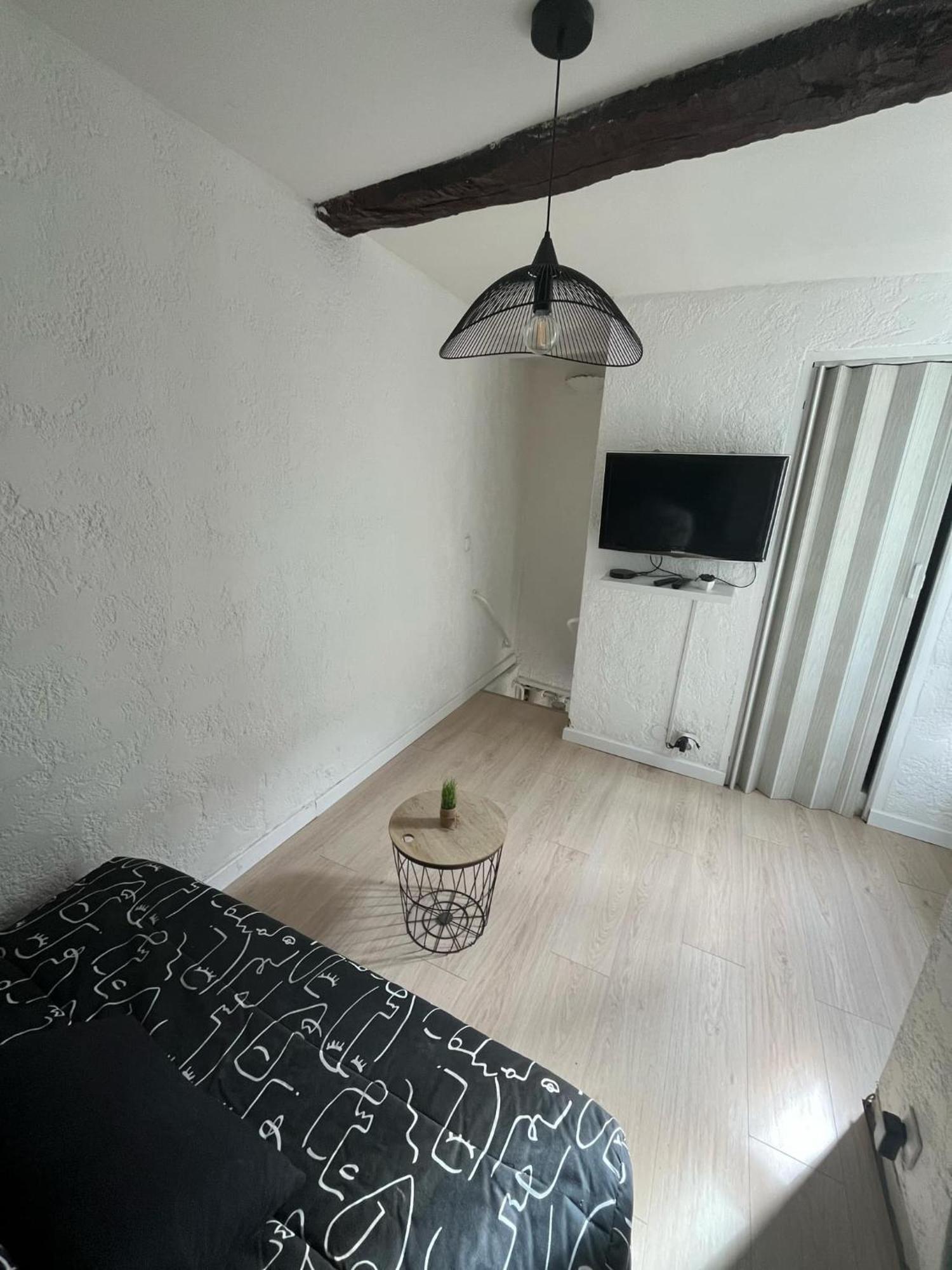 Studio En Duplex La Roquebrussanne Экстерьер фото